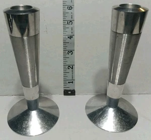 Handgefertigte modernistische Aluminium Metall Kerzenständer 6,5" hoch minimalistisch  - Bild 1 von 7