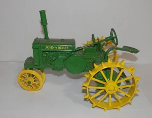 Vintage Ertl 1:16 1930 John Deere Wide General Purpose Tread Tractor - Picture 1 of 5