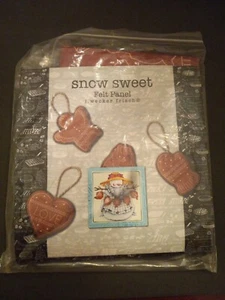 ⭐️ New J. Wecker Frisch Snow Sweet Felt Panel Christmas Ornament Making Kit - Picture 1 of 8