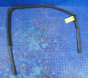 1997 - 2001 TOYOTA CAMRY OEM REAR RIGHT RH SIDE WINDOW WEATHERSTRIP SEAL - BLACK - Picture 1 of 9
