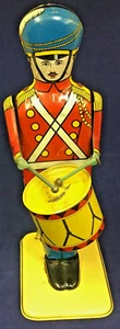 1950er Jahre Vintage Blechspielzeug Nr. 27 Drum Major, Wolverine Supply, Pittsburgh PA, 14"H - Bild 1 von 6