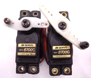 JR NES-8700G DIGITAL TAIL SERVOS + HORNS AND MOUNTS GOOD CONDITION QUANTITY OF 2 - Picture 1 of 2