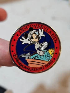 2006 Lands - Mickey with Discoveryland Disney Land Paris Dlrp Dlp 2006 Pin - Picture 1 of 3