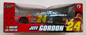 Winner's Circle 2007 Jeff Gordon #24 DuPont Monte Carlo 1:18 Die Cast - New!! - Picture 1 of 6