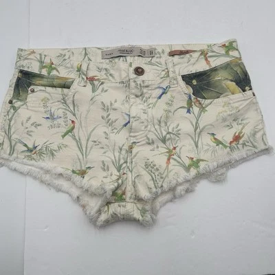 Pantalones Cortos de Denim Zara Trafaluc Calidad Premium Tropical Floral Talla 4 Dobladillo Deshilachado Foto 1 de 4