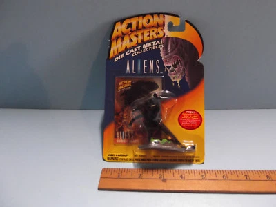 Figura Action Masters Die-Cast Aliens Queen Alien 2,75" pulgadas con tarjeta 1994 Foto 1 de 4