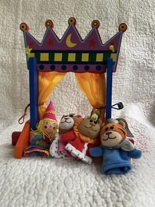 Wooden Toy Mini Finger Puppet Theater w/ Curtains 4 Puppets See Condition - Picture 1 of 4