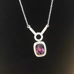 Collar Avon Mónaco Noches Púrpura Estrás Tono Plata Colgante - Imagen 1 de 4