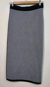 Aritzia Babaton schwarz & weiß Midi Bodycon Strick gestreift Rock Größe Small - Bild 1 von 4