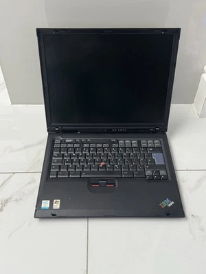 IBM ThinkPad R50e Laptop Windows XP - Working - Image 1 of 4