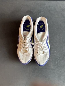 Nike Classic weiße Laufschuhe, Damen, Größe 8 " - Bild 1 von 5