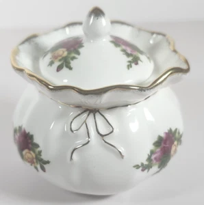 Royal Albert Old Country Roses Trinket Box borsa con coulisse Dorothy Box usato in ottime condizioni 2 - Foto 1 di 8