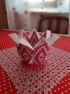 origami,ogetto artigianale di carta  - Foto 1 di 2