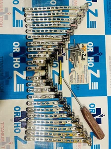 Locking Proximal Medial Tibiä 3 to 13 Hole Plate L & R & 3.5mm screw (97 Pc) SS - Picture 1 of 10
