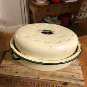 Vintage Well-Used Cream Enamel Lidded Roasting Dish – Green Trim – Shabby! – - Picture 1 of 8