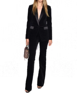 Chaqueta de esmoquin negra de diseñador, traje de terciopelo de dos piezas, blazer de celebridad para mujer Foto 1 de 3