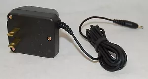 NEW GENUINE Nokia N-Gage Phone Wall Charger 6010 6061 6121 6225 8260 7610 6610i - Picture 1 of 3