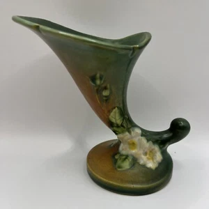 Roseville USA Art Pottery White Rose 143-6" Cornucopia Vase Green White Rose Vtg - Picture 1 of 24