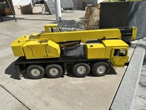 Kranwagen aus Metall mit Hydaulik, Modell 1:10 - Bild 1 von 19