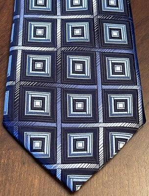 Alexander Julian Colours Hand Made Polyester Men’s Neck Tie Made In China - Image 1 of 4