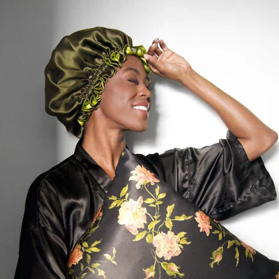 100% Pure Mulberry Silk Reversible Bonnet - Luxurious Hair Protection - Image 1 of 4