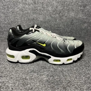 Nike Air Max Plus Black Bright Cactus Sneakers CD0609 022 GS Size 6Y Women's 7.5 - Picture 1 of 9