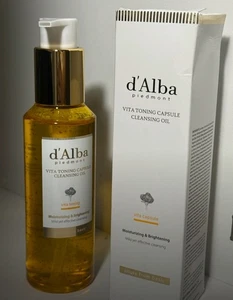 d'Alba Vita Toning Capsule Cleansing Oil – Moisturizing & Brightening, 150ml  - Picture 1 of 4