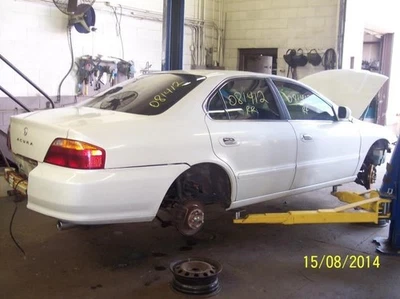 Driver Left Lower Control Arm Front Fits 99-03 TL 10625111 - Image 1 of 4