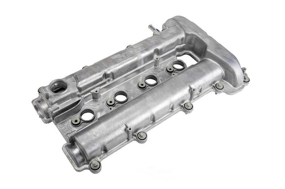 Engine Valve Cover - Image 1 of 2