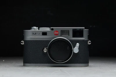 📸 Leica M9 – Steel Grey Paint Finish (Sensor a reparar) - Imagen 1 de 4