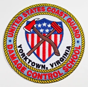 Parche escolar de control de daños de la Guardia Costera de los Estados Unidos bordado Yorktown Virginia - Imagen 1 de 6