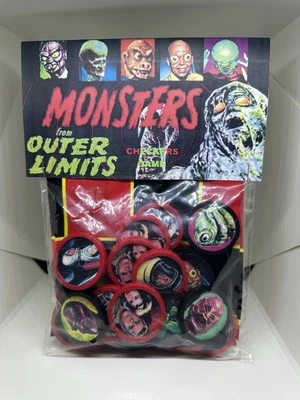 Universal Monsters Custom Made Tribute The Outer Limits Monsters Juego de Damas Foto 1 de 4
