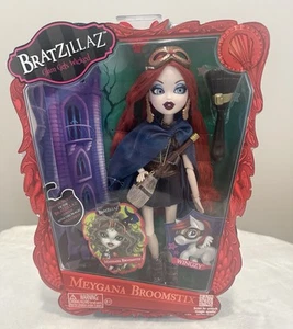 2012 NEU Bratzillaz Meygana Broomstix Puppe Wingzy blaue Augen - Bild 1 von 6