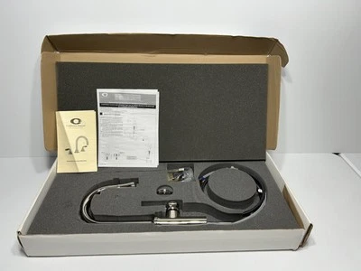 Grifo de barra extraíble/preparación níquel pulido California Faucets K10‐101‐33‐PN Foto 1 de 4