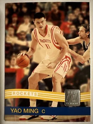 2010 Donruss #83 Yao Ming   Basketball - Image 1 of 2