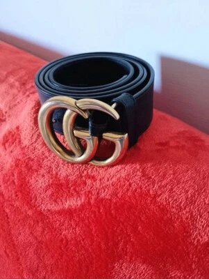 Cintura GUCCI GG MARMONT Larga, pelle nera, Fibbia ottone anticato, 95cmx4cm - Immagine 1 di 4
