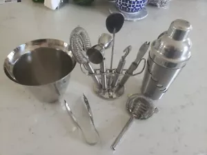 Bartender's Tool Set With Martini Shaker - Picture 1 of 5