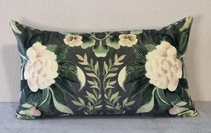 Designers Guild Ikebana Velvet Graphite & Omega Velvet Cushion Cover 30x50 cm - Picture 1 of 3