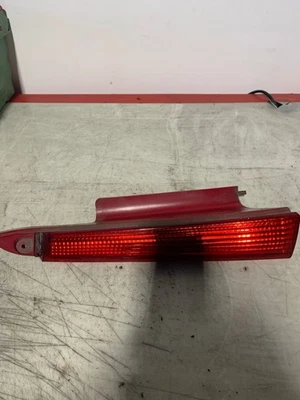 2006 CITROEN C4 1.6 HDI REAR LEFT REFLECTOR 4CZX-13451-B C500 - Image 1 of 3