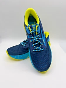 2025 Run Disney Brooks Adrenaline GTS 24 Mickey Mouse Blue 11 Mens Medium - Picture 1 of 7