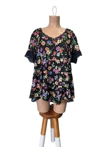 Johnny Was Floral 100% Silk Top Size XL - Picture 1 of 8