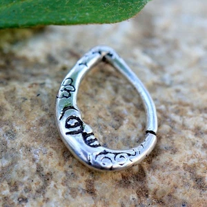 316L Stainless Steel Crescent Moon Teardrop Seamless Ring - Picture 1 of 4