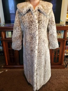 Pamela Mccoy Luchs Schneeleopard Kunstfellmantel Damen Übergröße M fällt größer aus - Bild 1 von 14