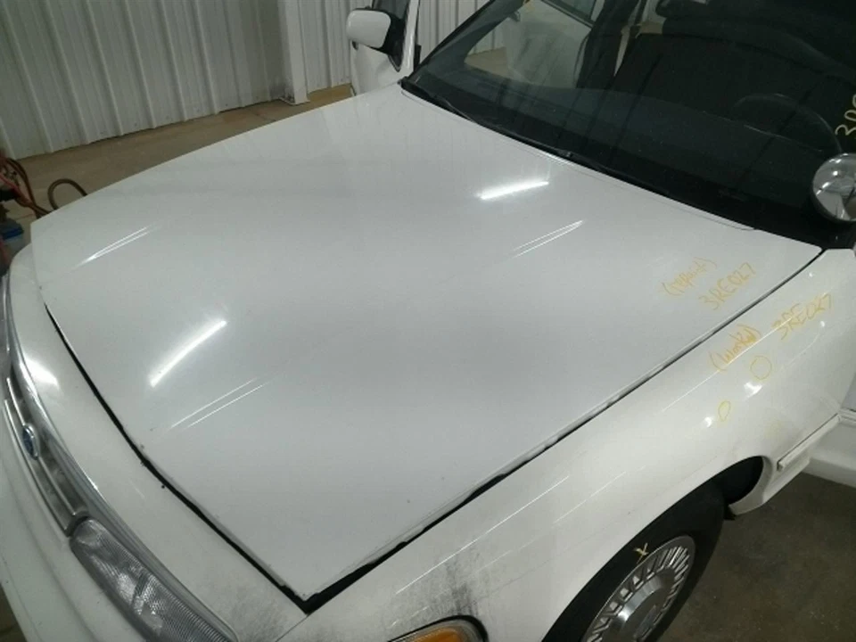 Hood Fits 92-97 CROWN VICTORIA 104852065 Foto 1 de 4