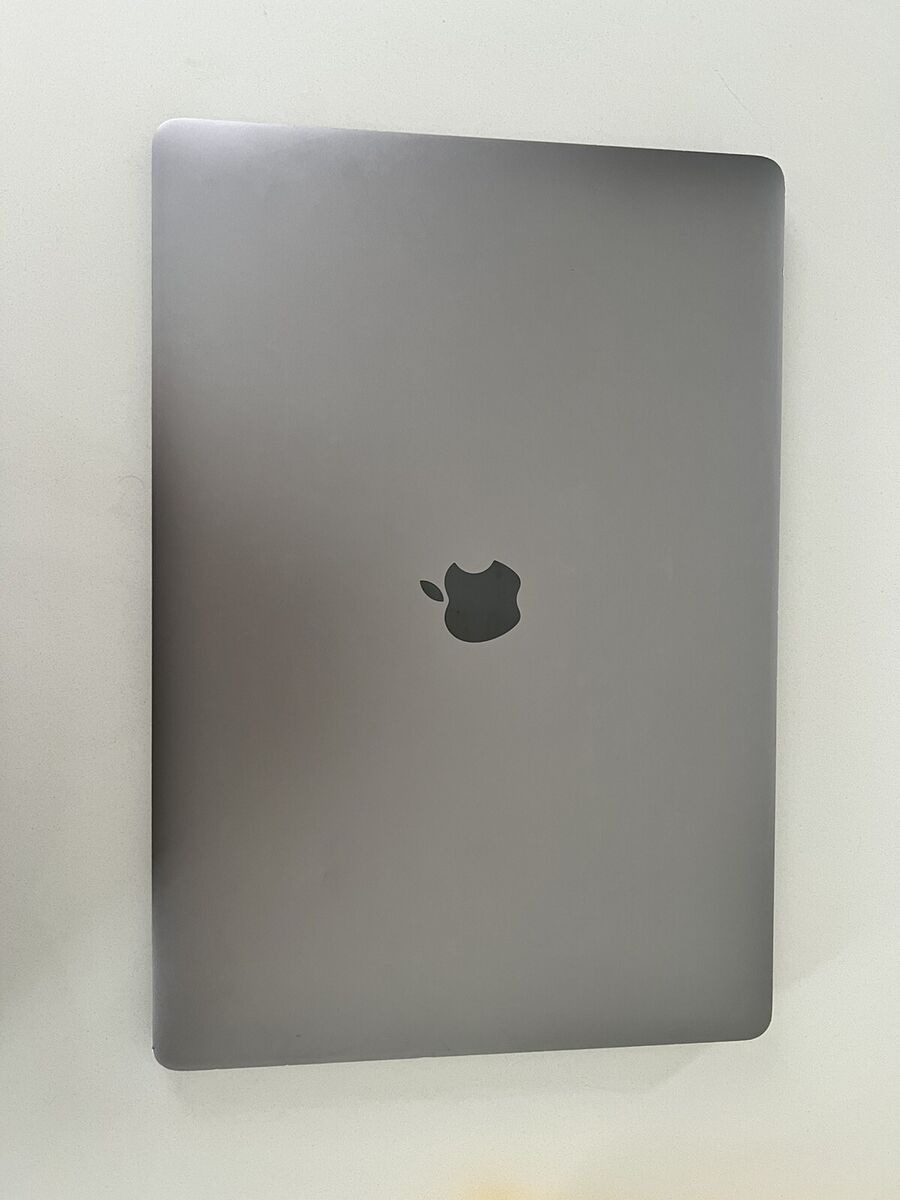 Apple MacBook Pro Intel Core i7 7th Gen. 1TB Hard Drive Apple MacBook Pro Intel Core i7 7th Gen. 1TB Hard Drive