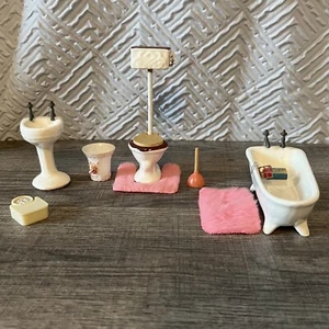 Vintage Porzellan Keramik Badezimmer Set Miniatur Puppenhaus 11 Teile enthalten - Bild 1 von 7