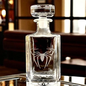 VTG Crystal Decanter 8.75” Etched Glass Barware Stopper Rare Spider Design - Picture 1 of 10