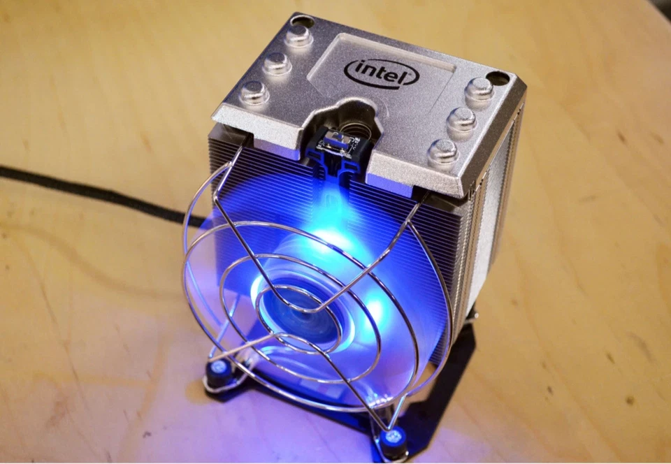 Intel Heatsink XTS100H Extreme Tower, Gaming Cooler for LGA 1150,1151, 1155,1156 - Image 1 of 1