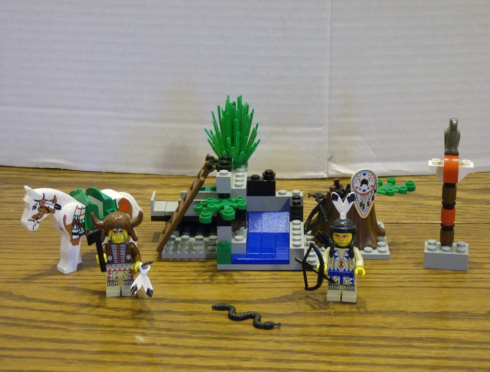 Lego 6718 Western Indians RAINDANCE RIDGE Complete w/Instructions - Image 1 of 1