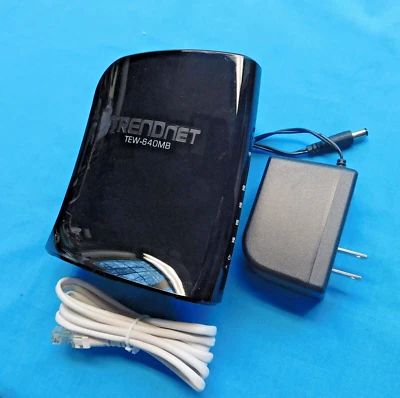 Wireless Media Bridge TRENDnet N300 4-Port, TEW-640MB - Image 1 of 4